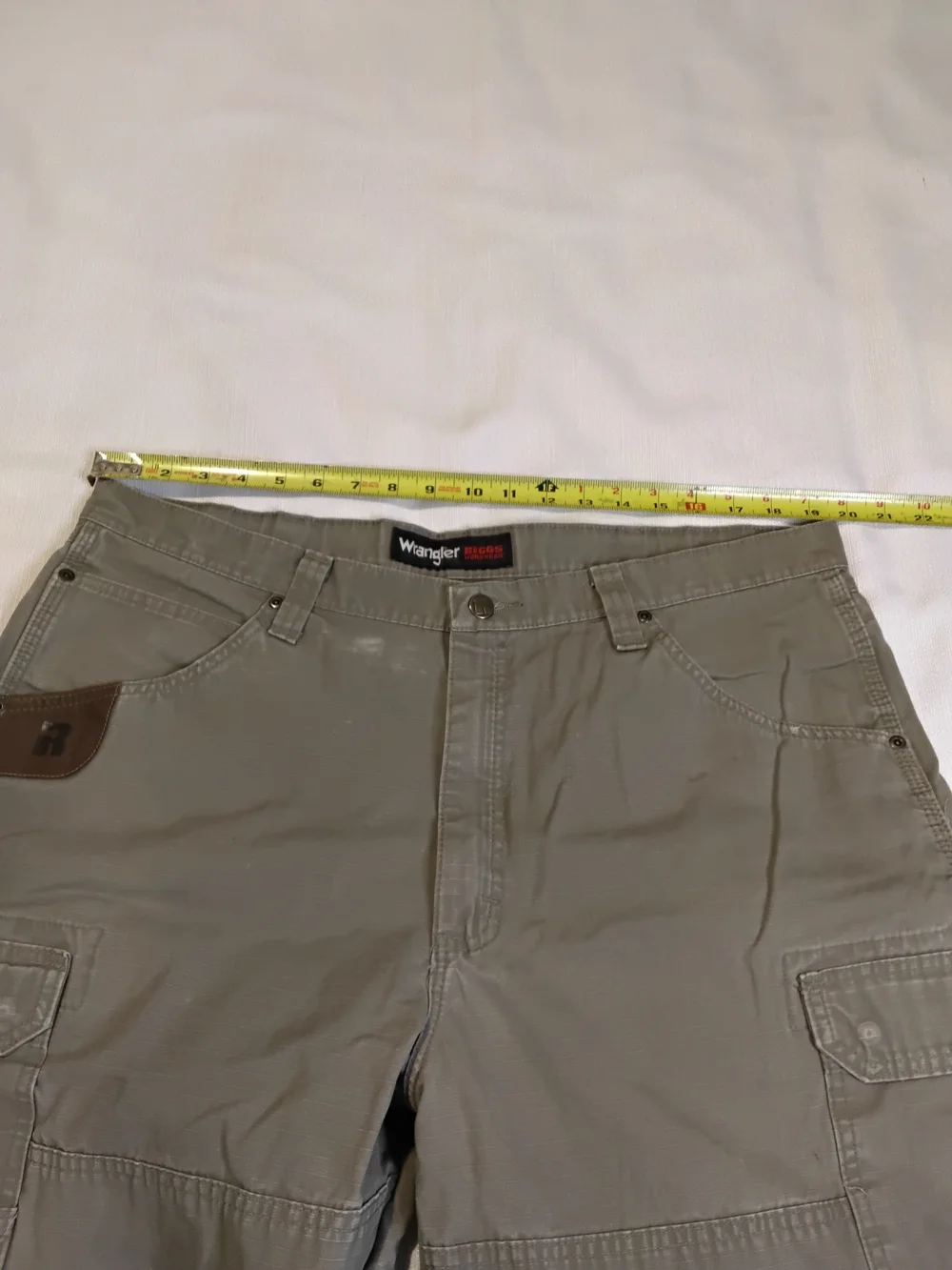 Wrangler Riggs Workwear Men's Cargo Pants in Olive-Taupe Sz 40x32.